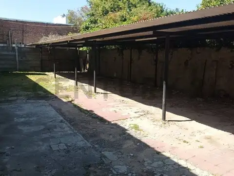 Venta terreno Luzuriaga ideal constructor. Permuta.