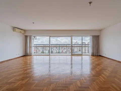 Departamento  de 200m2 con cochera - Belgrano