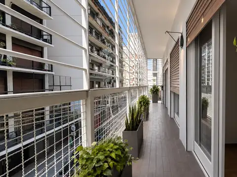 Departamento de 4 ambientes en venta en parque Rivadavia Caballito con balcon