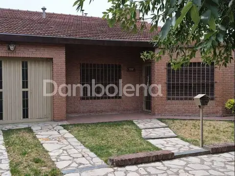 Casa Chalet  en Alquiler en Moreno, G.B.A. Zona Oeste, Argentina