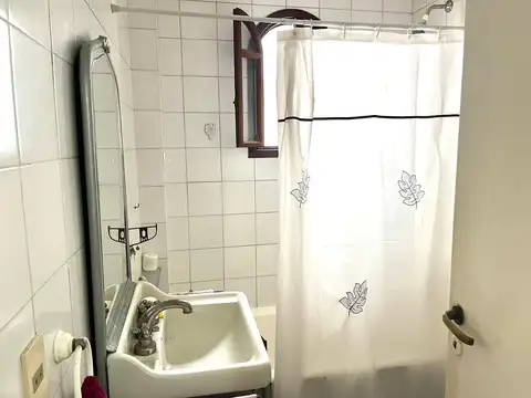 Depto Tipo Casa 4 ambientes con 1 baño