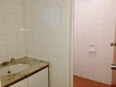 Oficina en Venta con 1 cochera