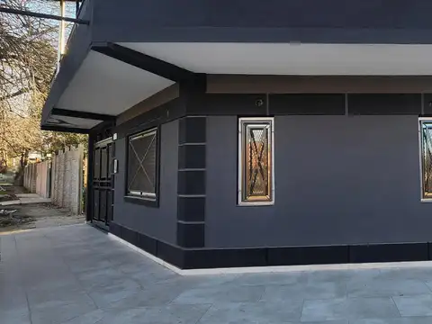 PH tipo casa en venta, 4 amb a estrenar, cochera, patio, balcon. Los Polvorines, Malvinas Argentinas