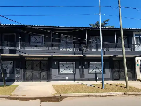 PH en duplex en venta, 4 amb a estrenar, cochera, patio, balcon. Los Polvorines, Malvinas Argentinas