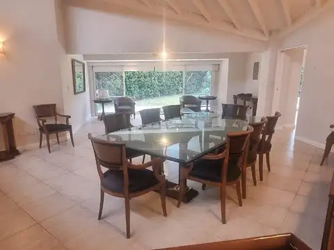 Casa en Venta de 4 dormitorios