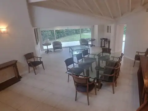 Casa en Venta al Oeste