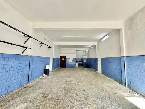 Excelente galpón/depósito ubicado en Centro Campana. Ubicación estratégica, Rubro alimenticio