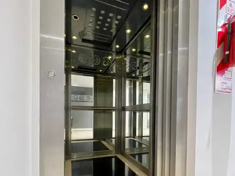 Galpon en Venta 20  mts Fondo
