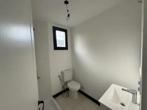 Venta Casa 4 Amb. en Ing. Maschwitz Apto Crédito