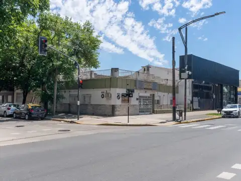 Local en Venta en Barrio Matheu, USD 285.000