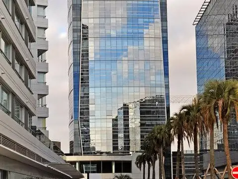 Excelente Oficina en alquiler en Madero Harbour