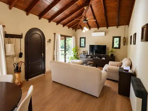 Casa 4 ambientes con 1 baño