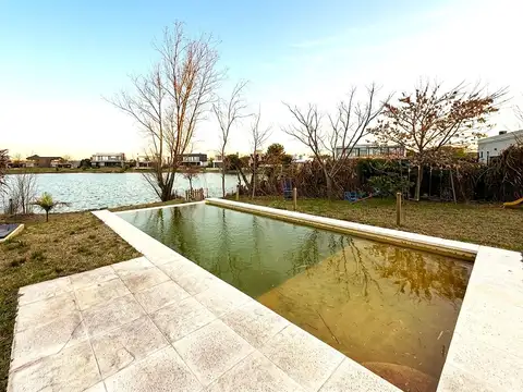 OPORTUNIDAD VENTA CASA A LA LAGUNA CANTON NORTE