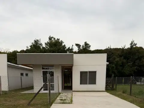 Casa en Venta en Abasto [Cod: 2852-95]