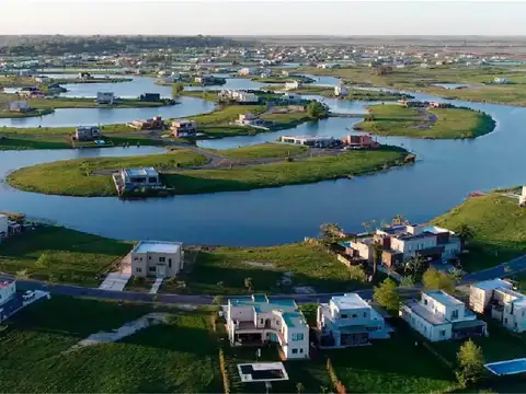 Excelente Lote a la Laguna en Venta - El Cantón, Puerto