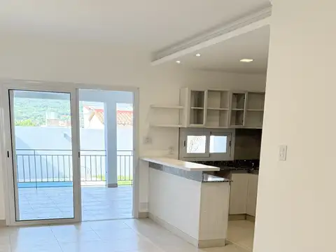 Casa en Venta en Barrio Tres Cerritos, USD 240.000