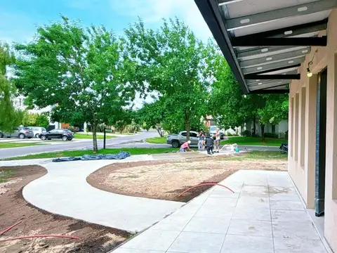 Casa en Alquiler en San Isidro Labrador, USD 3.000