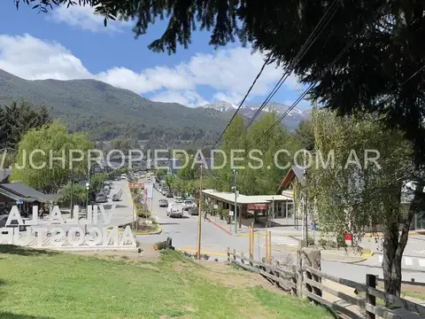LOTE COMERCIAL CENTRICO - VILLA LA ANGOSTURA
