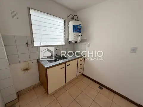 Departamento en Alquiler en Villa Ballester, $ 730.000