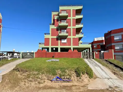 Costanera , Piso 1