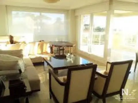 Departamento en Alquiler Temporal de 4 dormitorios