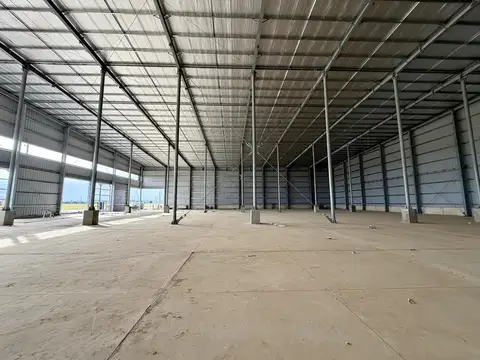 Galpon en Alquiler 90  mts Fondo