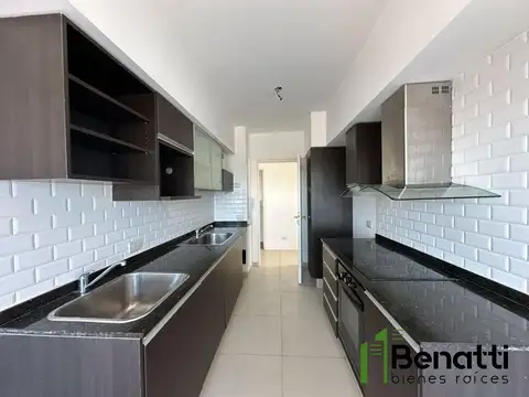 Exclusivo departamento 3 ambientes en con cochera y bauleras