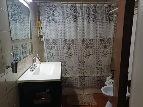 Depto Tipo Casa 4 ambientes con 1 baño