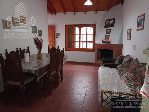 Casa en Venta con 4 cocheras