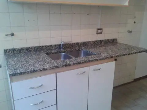 Casa  en Venta ubicado en Quilmes Oeste, Quilmes, G.B.A. Zona Sur - SVN0412_LP584199_1