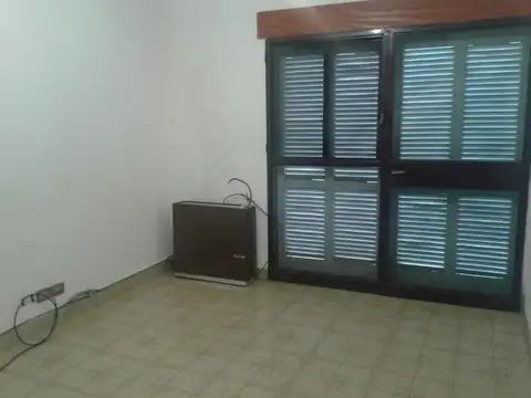Casa  en Venta ubicado en Quilmes Oeste, Quilmes, G.B.A. Zona Sur - SVN0412_LP584199_1