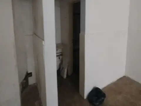 Local en Alquiler en Ramos Mejía, $ 490.000