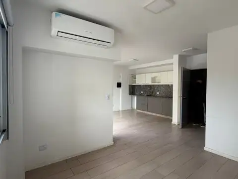 Rawson 300, Piso 1