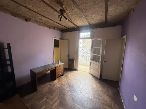 PH 68 m2 en venta en Flores a reciclar