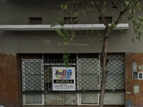 PH 68 m2 en venta en Flores a reciclar