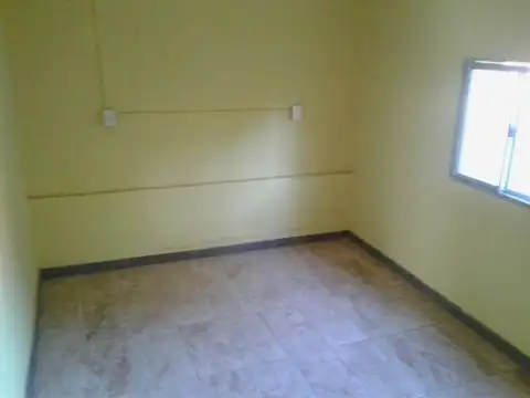 Casa en Venta en Rafael Calzada, USD 65.000