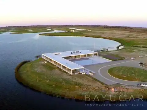 Terreno en Venta 32  mts Fondo