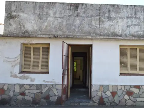 Casa en Castelar a metros del Shopping Plaza Oeste