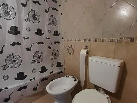 ALQUILER - P.H. 3 AMB. CON PATIO