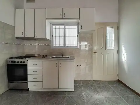 ALQUILER - P.H. 3 AMB. CON PATIO