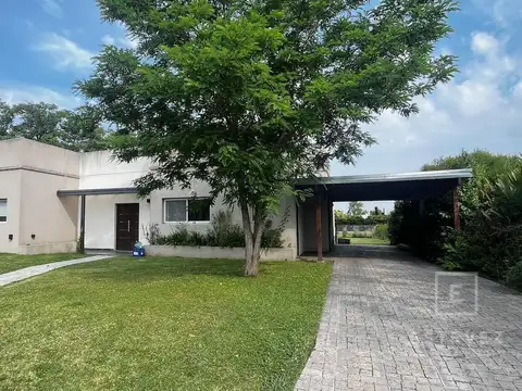 Casa en Alquiler de 3 dormitorios