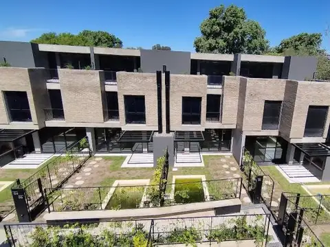 Departamento 4 ambientes con 4 baños