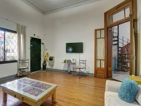 Depto Tipo Casa en Venta de 4 dormitorios