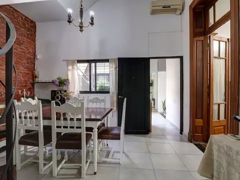 Depto Tipo Casa en Venta 56 años