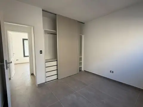 Departamento en Alquiler con 1 cocheras
