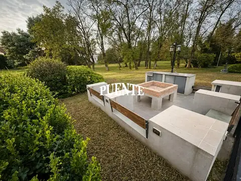Casa 7 ambientes con 6 baños