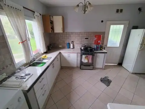 Casa en Venta con 5 cocheras