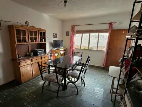 Venta casa interna 2 habitaciones, Oportunidad!