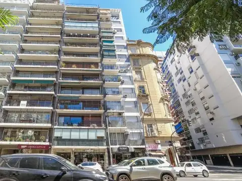 Av. Santa Fe 3786