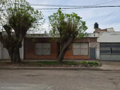 Venta casa + 5 departamentos - centro plottier